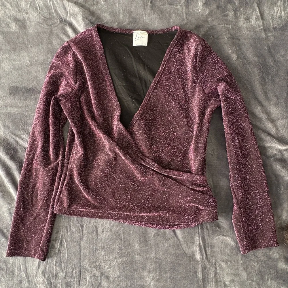Livi by Olivia Rae Sparkle Longsleeve deep v neck purple Top - Picture 1 of 3